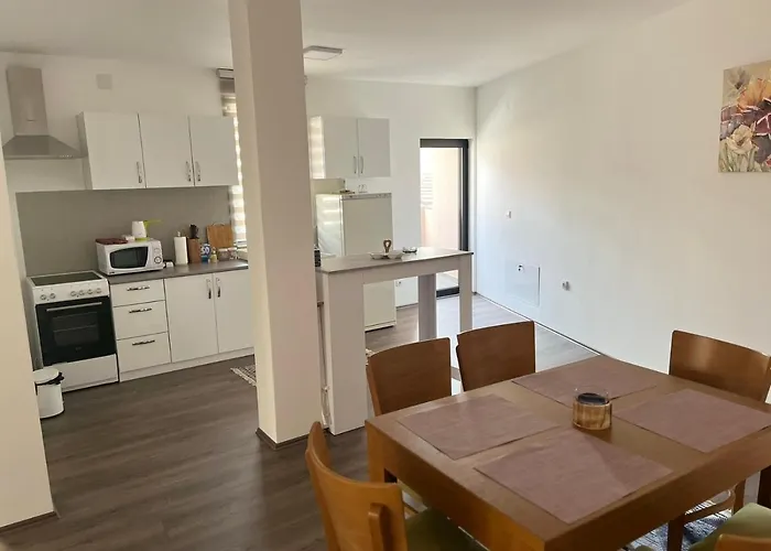 アパート Paradiso